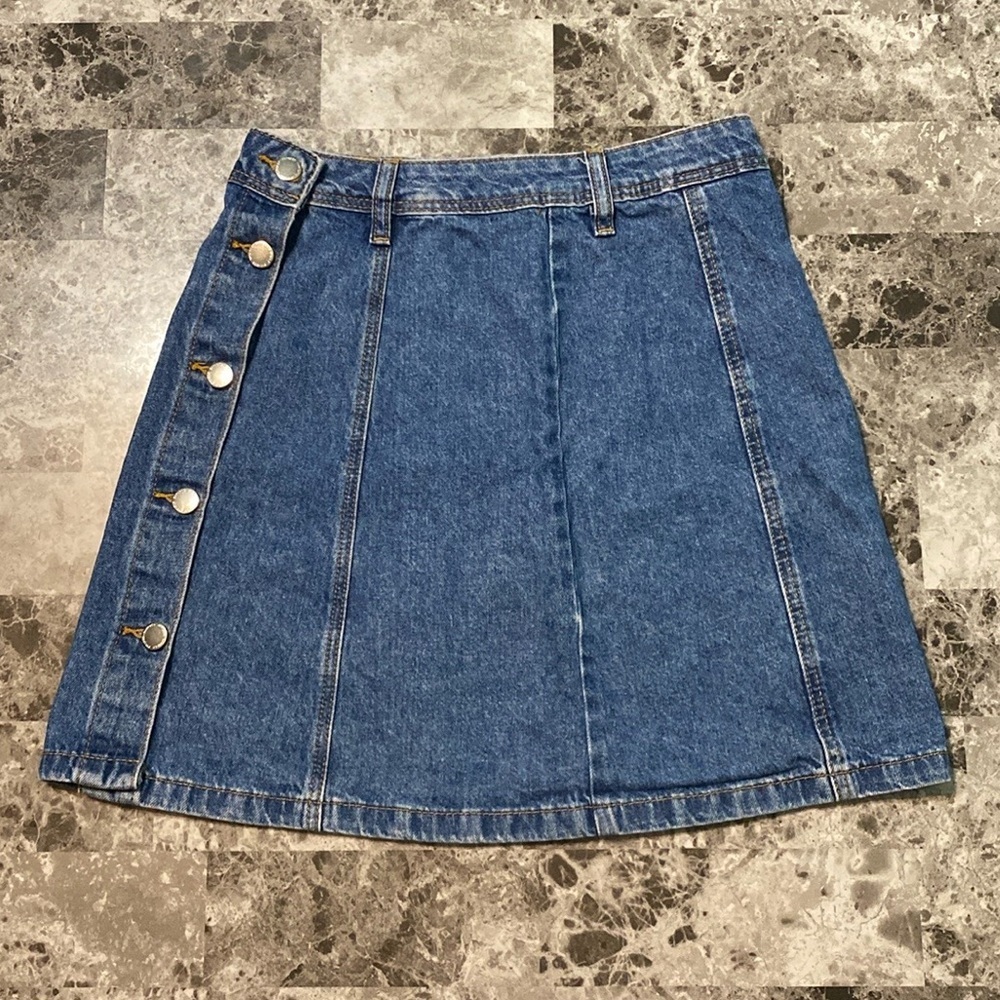 H&M Front Button Denim Skirt - Size 2